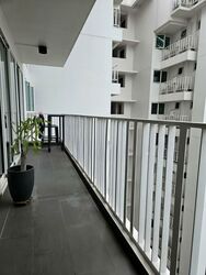 1 Canberra (D27), Condominium #570155901